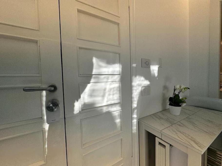 Suite Aurora Luxury In The Center Of Sanremo Exterior foto
